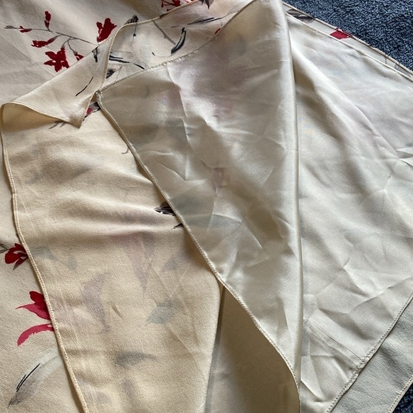 Silk skirt with floral design - Picture 3 of 9